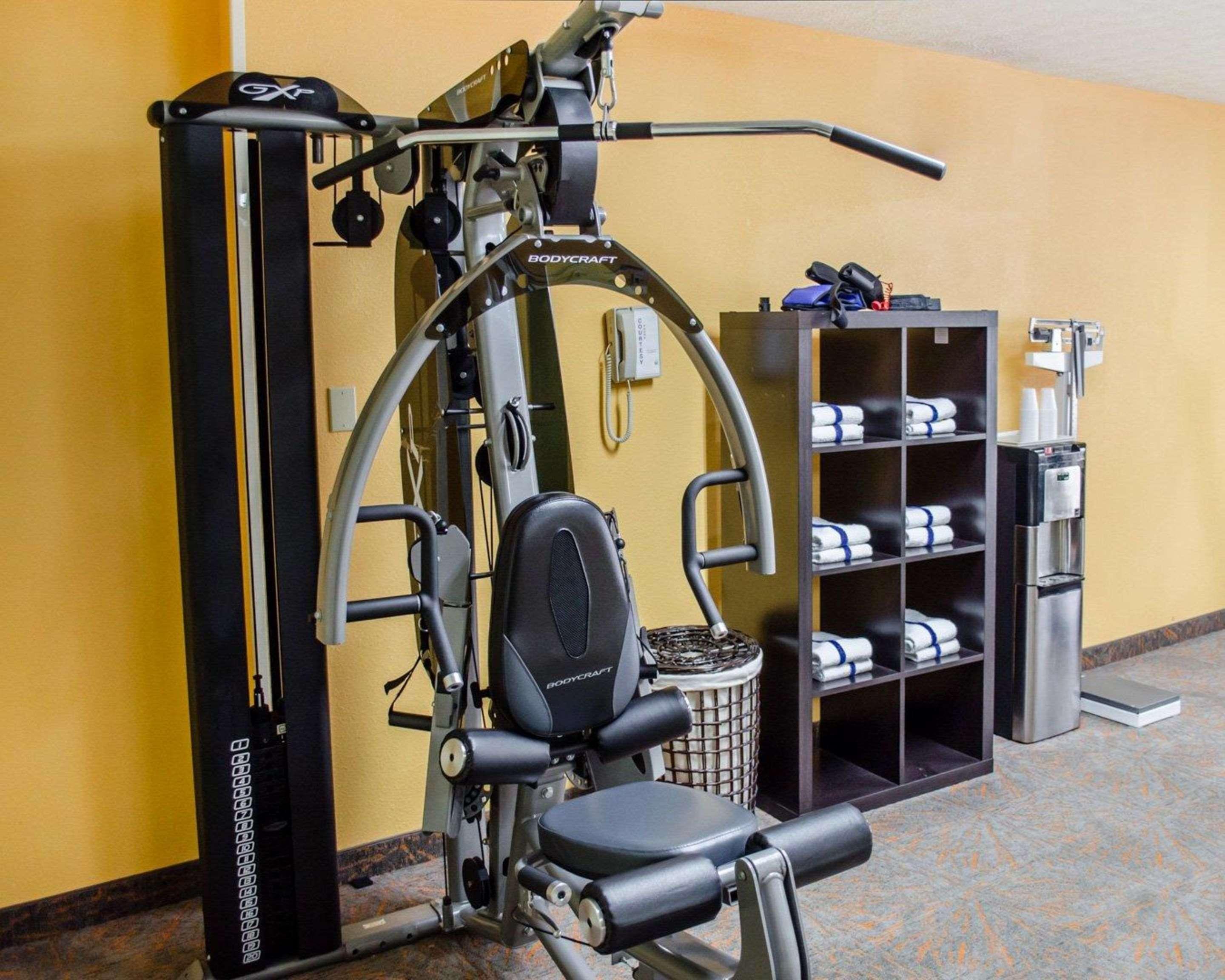 Quality Inn & Suites Medina - Akron West Bagian luar foto